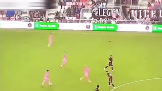 You don,t even need to look for the ball....Messi will put it rig