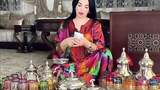 سكات والذهب غالي حسن من الهضرة ونحاس بالي أوا فهمتي لمعاني؟.