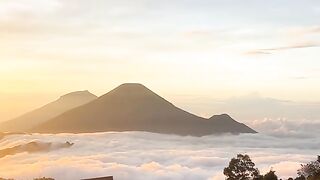 pemandangan di gunung yang indah