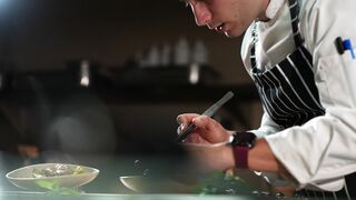 “Berani Coba? Kuliner Unik Ini Bikin Penasaran!”