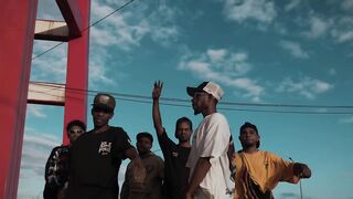 Main Lain _Amko Flow32