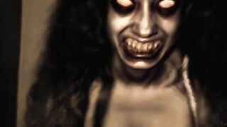 Hantu seksi yang mengoda