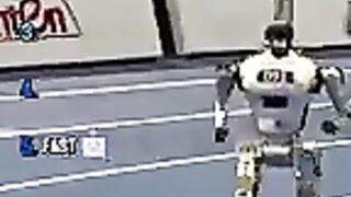 Ranking the funniest humanoid robot fails 🤖😂 (the last one got arrested)