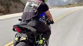 Yamaha R1 exhaust sound🔥