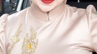 Wanita berhijab buat birahi