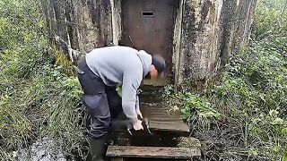 Membuat rumah di hutan