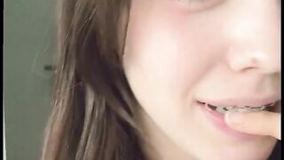 Tubuh wanita cantik mulus mengoda birahi