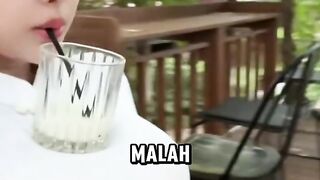 Dimarahin saat minum susu😂