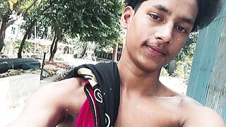 এভাবেই খাচ্ছে জীবন আমার
