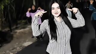 Dancing 122