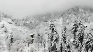 Snowing in Pakistan