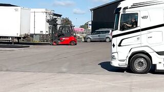 SR Transport i Laholm AB