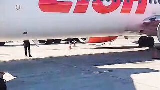 Wikeend lion air indonesia