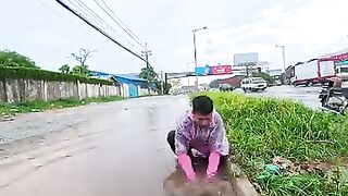 Cleaning a Flooded Drain During Heavy Rainstorm #flooding #Remove #debris #unclog #rain