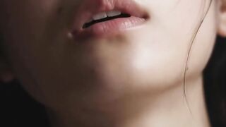 Wanita yang menggairahkan kaum hawa