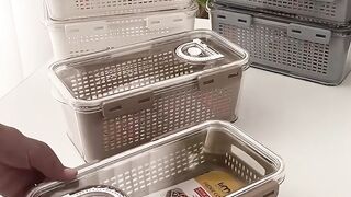 Transparent storage container