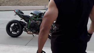 The Ultimate Beast: Kawasaki Ninja H2 Life! ⚡🏍️