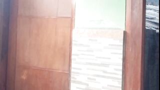 Entah lah gak bisa ngomong