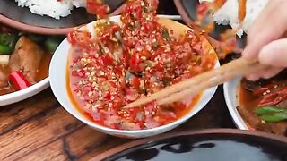 Mukbang bersama kawan