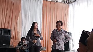 The song 4