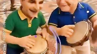 Flávio bolsonaro 22 😜