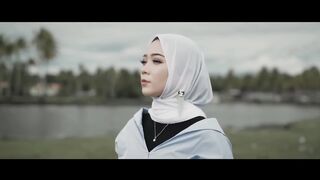 Fauzana-ft-Maulana-Wijaya-Memiliki-Tanpa