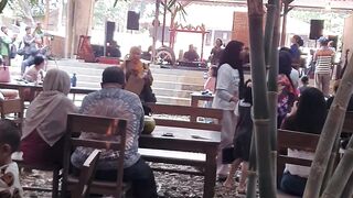 A Peaceful Outdoor Dining Experience Surrounded by Bamboo
