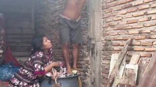 Terpal hijau penyebab pertengkaran