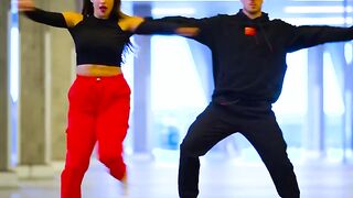 Infinite Loop Dance