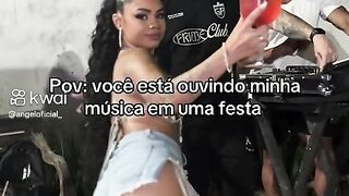 Ela.nao e normal