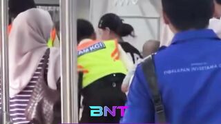 Green Line Bikin Merinding! Geger Ibu Hamil Melahirkan Dadakan di Kursi Prioritas KRL Rangkasbitung!