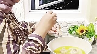 How to Make Unique & Crispy Fried Wonton with Sausage Filling