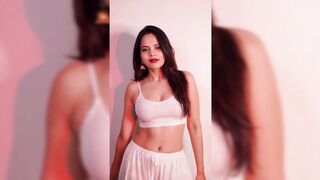 Indian Girl Rukhsar Khatun Dance 5