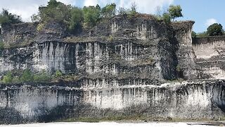White cliff