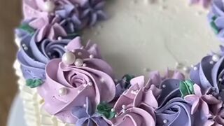 Purple & Pink Buttercream Floral Wreath Cake Decorating Tutorial 💜🌸