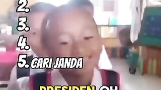 Cita cita orang aneh