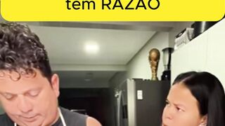 EM CASA A MULHER SEMPRE TEM A RAZÃO VAI VENDO A LAPADA KKKKKKKKKKK