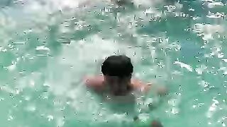 Berenang bro