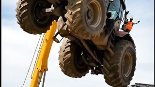 TRACTOR COLLAPSES Mid-Air! Crane Disaster at Machinery Yard 😱🚜 #fail #engineering #shorts