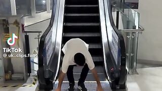 Elevator comedy prank 🤣😹