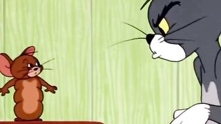 Tom Waits Outside Jerry’s Mouse Hole… HUGE Mistake! 😂🐭