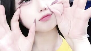 Girld cute beautiful 😍🥰🥰