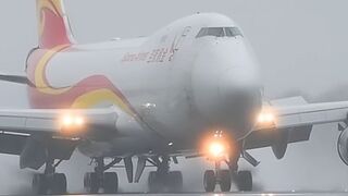 FULL REVERSE🔊🌧️ Suparna Boeing 747-400F WET landing at AMS