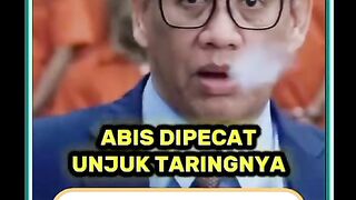 Video Mentri keuangan yang baru dipecat