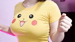 Yellow Mood 💛 A Playful Little Moment