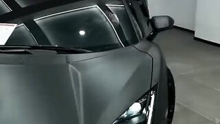 Mobil Lamborghini Revuelto keren