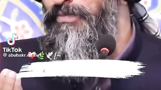 All Pakistani awam are Theif