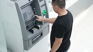 Deu problema no caixa do trem e ninguém esperava por isso. 😳🚆 Confira o que aconteceu e acompanhe tudo até o final!