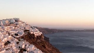 Santorini: o paraíso tem cor de mar