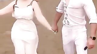 Arabic model sort video